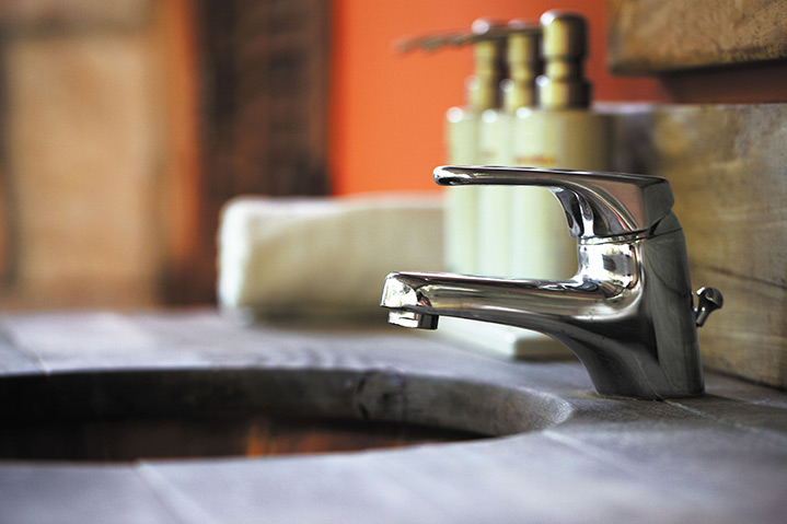 A2B Plumbers are able to fix any leaking taps you may have in Huntington. 